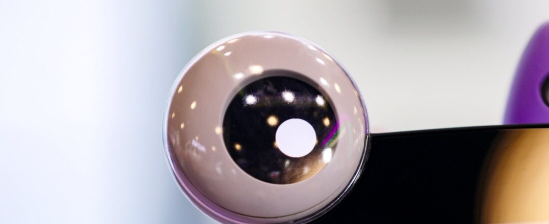 OLLOBOT First Look: OlloNi Is a Cyber Pet, Not a Robot Dog (2026)